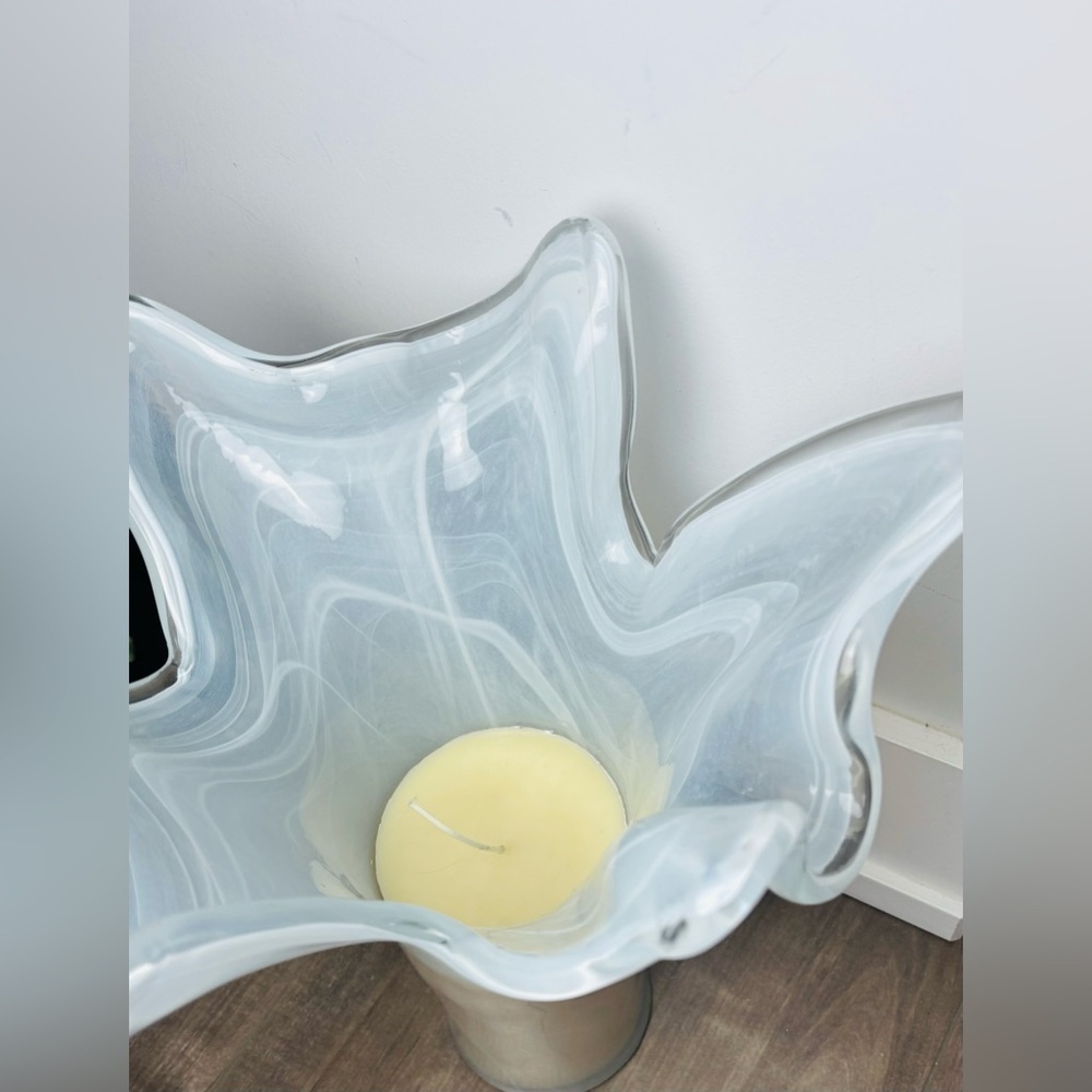 Murano Beautiful Swirled Glass Vase with Large Vanilla Scented Three-Wick Candle - Picture 4 of 4